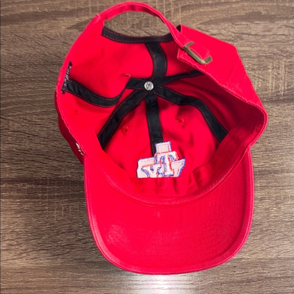 Pre Owned Red Texas Rangers Embroidered Baseball Cap - Picture 8 of 11